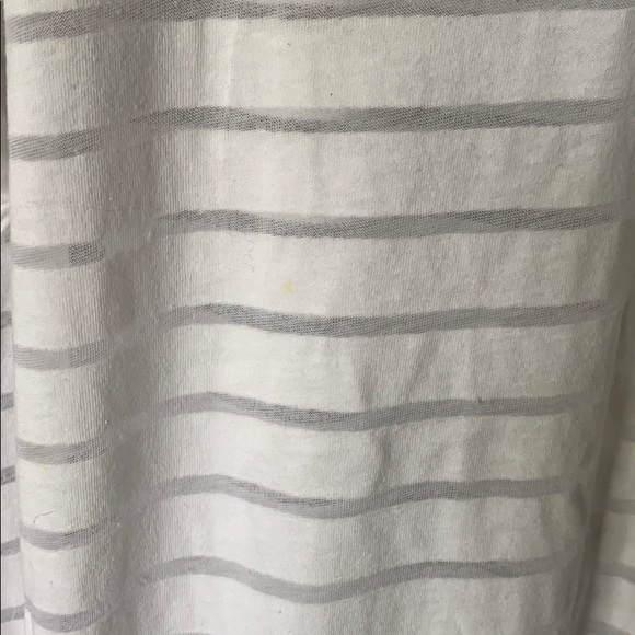 Old Navy White Top - Picture 5 of 6